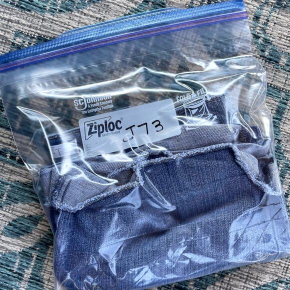 Ann Taylor LOFT Medium Wash Frayed Hem Denim Shorts Cuffed - Size 2 - Picture 10 of 10